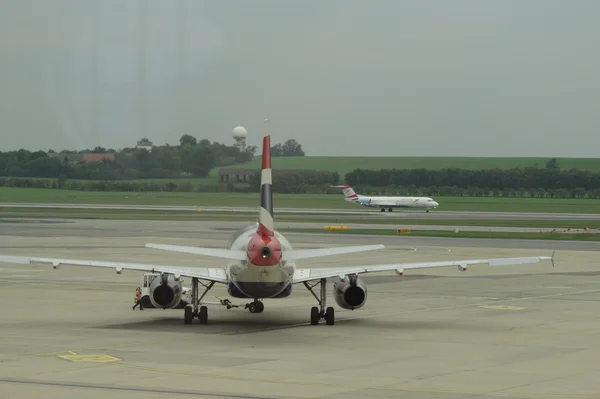 Bécs Schwechat Ausztria Október 2015 Körül Airbus 319 100 Repülőgép — Stock Fotó