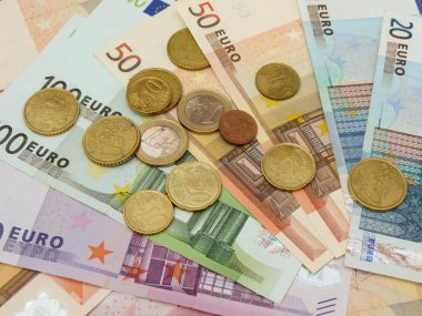 Euro notları ve madeni paralar