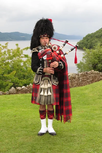 İskoç gaydacı açık havada oyun