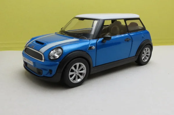 Luz azul Mini Cooper carro (2013 versão ) — Fotografia de Stock