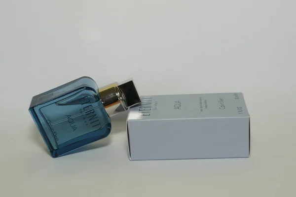 Calvin Klein Eeuwigheid Voor Mannen Parfum Witte Achtergrond — Stockfoto