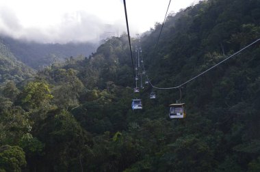 Genting Highlands, Malezya - 14 Şubat 2016: Genting Highlands, Malezya 'da Cable car Genting Skyway