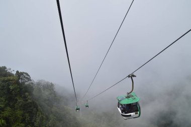 Genting Highlands, Malezya - 14 Şubat 2016: Genting Highlands, Malezya 'da Cable car Genting Skyway