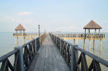 Pontian, Johor - 19 Nisan 2016: Pontian, Malezya 'da bulunan Tanjung Piai Resort iskelesi