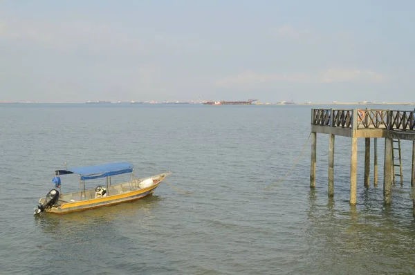 Pontian Johor April 2016 Båt Pirering Vid Tanjung Piai Brygga — Stockfoto