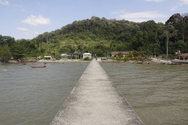 Port Dickson, Negeri Sembilan, Malezya 'daki balıkçı köyünün manzarası