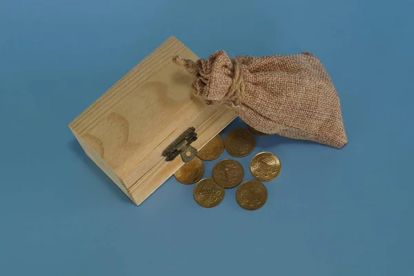 Coins Wood Box Pouch Blue Background — Stock Photo, Image