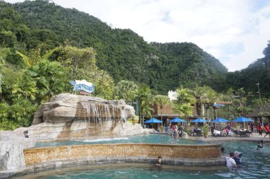 Ipoh, Malezya-2 Aralık 2019; Ipoh, Perak 'ta yer alan Kayıp Tambun Dünyası Malezya' nın çok temalı aksiyon su parkı ve macera dolu aile tatili mekanıdır.