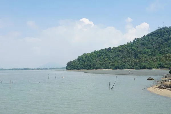 Colina Mar Contra Céu Azul Localizado Pulau Aman Penang Malásia — Fotografia de Stock