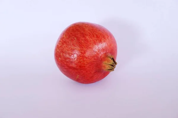 Granatäpple Frukt Vit Bakgrund — Stockfoto