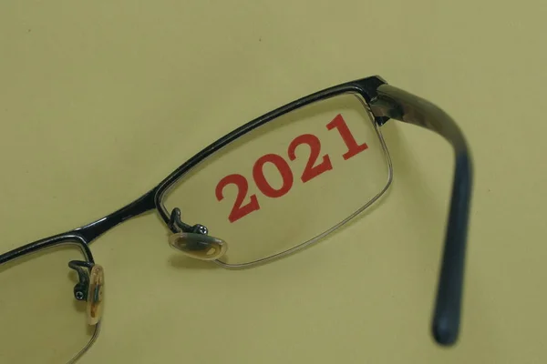 Year 2021 Concept Spectacles — Stock Photo, Image
