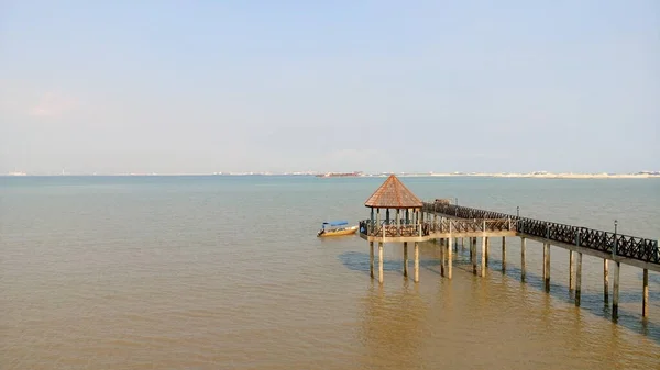 Tanjung Piai Brygga Mot Blå Himmel Belägen Vid Pontian Johor — Stockfoto