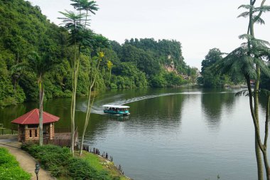 Ipoh, Perak, Malezya 'daki Gunung Lang Eğlence Parkı manzarası