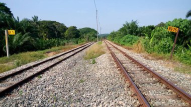 Triang, Pahang, Malezya 'daki tren yolu.