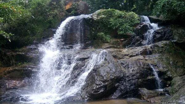 Cachoeira Jeram Tengkek Localizada Batu Kikir Negeri Sembilan Malásia — Fotografia de Stock