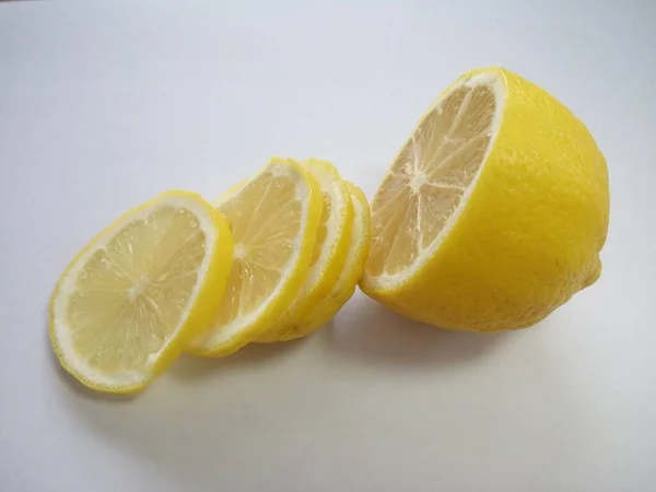 Tranches Citron Sur Fond Blanc — Photo