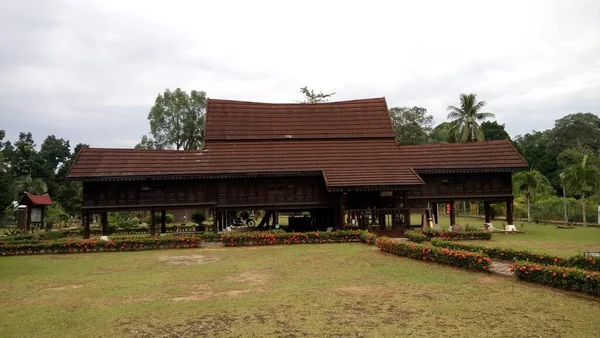 Teratak Adalah Sebuah Museum Yang Terletak Bukit Kerdas Batu Kikir — Stok Foto