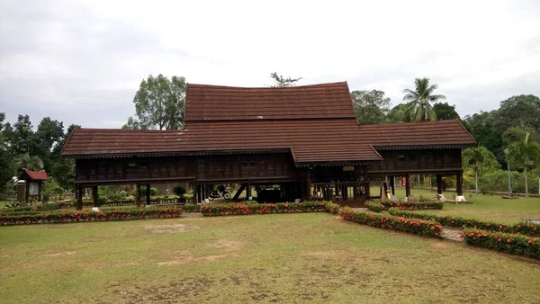 Teratak Museo Ubicado Bukit Kerdas Batu Kikir Este Museo Está — Foto de Stock