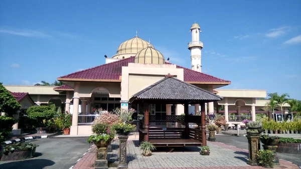 Vista Masjid Qariah Taman Desa Anggerik Juasseh Negeri Sembilan Malásia — Fotografia de Stock