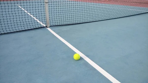 Мячи Теннисном Корте — стоковое фото
