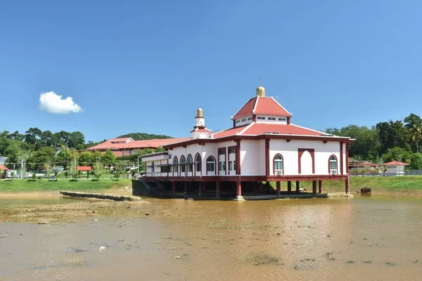 Widok Meczet Salmah Khamis Masjid Tanah Melaka Malezja — Zdjęcie stockowe