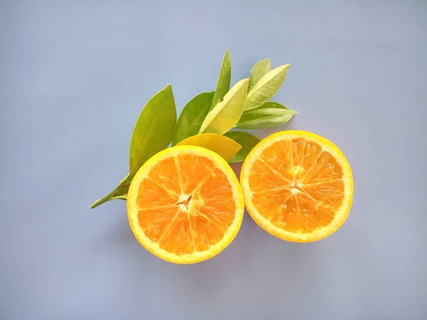 Апельсиновые Фрукты Голубом Фоне — стоковое фото