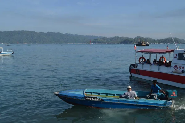 Servicios Ferry Mamutik Island Ubicado Kota Kinabalu Malasia — Foto de Stock