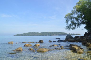 Mamutik Adası, Sabah, Malezya 'da taş plajı