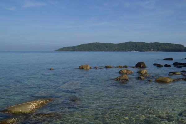 Mamutik Adası Sabah Malezya Taş Plajı — Stok fotoğraf