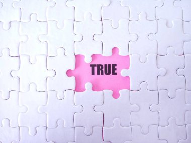 Doğru sözcüğüyle beyaz bulmaca kağıdı