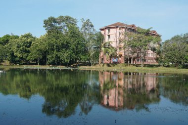 Alor Gajah, Melaka, Malezya 'da bulunan Universiti Teknologi MARA Melaka kampüsünün manzarası