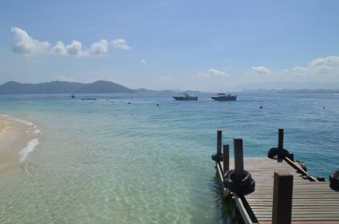 Malezya 'nın Doğu Malezya Eyaleti Sabah, Malezya' da bulunan Manukan Adası iskelesi..