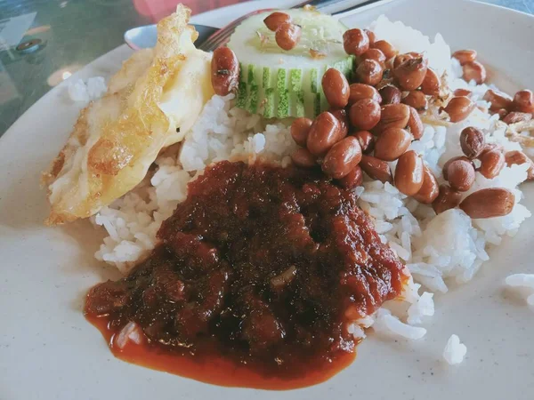 Nasi Lemak Populairste Ontbijtmaaltijd Maleisië — Stockfoto