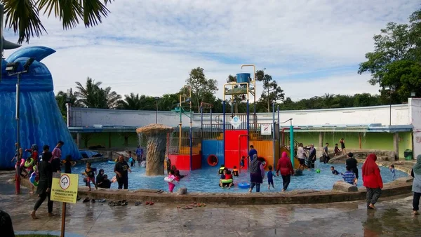 Ayer Panas Jasin, Melaka, Malezya 'da su parkı eğlencesi