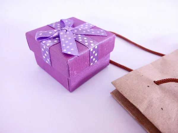 Purple Gift Box White Background — Stock Photo, Image