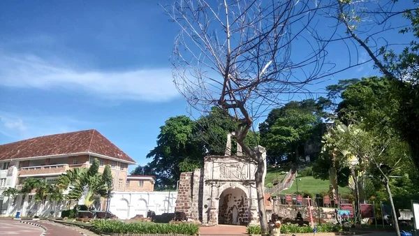 Utsikt Över Porta Santiago Resterna Portugisiska Famosa Fästning Malacca Byggd — Stockfoto