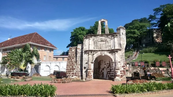 Pohled Porta Santiago Pozůstatky Portugalské Pevnosti Famosa Malacca Postavené Roce — Stock fotografie