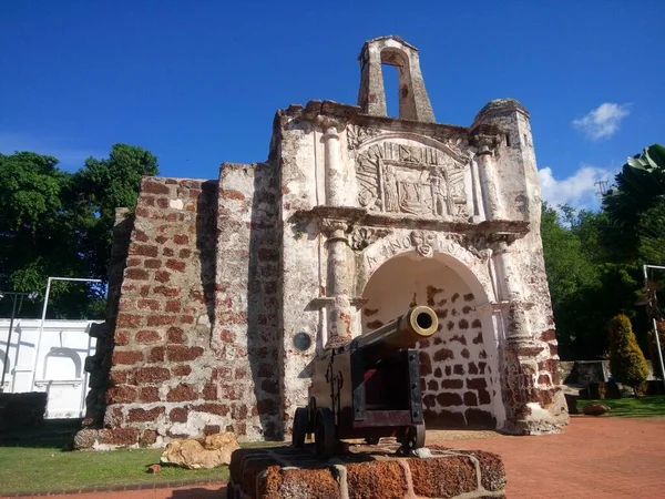 马来西亚马六甲A Famosa葡萄牙要塞的废墟 — 图库照片