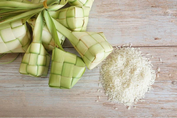 Ketupat Reisknödel Ist Eine Lokale Delikatesse Während Der Festtage Südostasien — Stockfoto