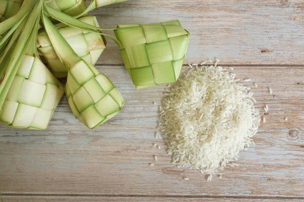 Ketupat Reisknödel Ist Eine Lokale Delikatesse Während Der Festtage Südostasien — Stockfoto