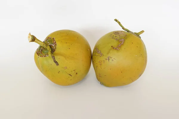 Νεαρά Φρούτα Καρύδας Απομονωμένα Λευκό Φόντο — Φωτογραφία Αρχείου