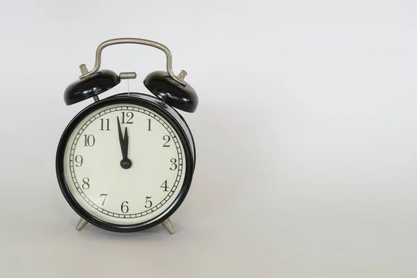 Relógio Alarme Vintage Isolado Fundo Branco — Fotografia de Stock