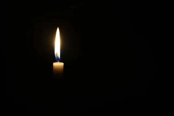 Κερί Στο Σκοτάδι — Φωτογραφία Αρχείου