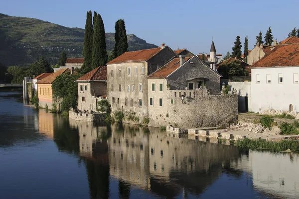 Schöne Aussicht Auf Die Altstadt Von Trebinje Und Trebisnjica Trebinje Stockfoto