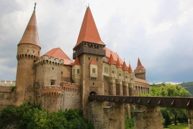 Ortaçağ Hunyad veya Corvin kalesi, Hunedoara kasabası, Transilvanya bölgesi, Romanya, Avrupa