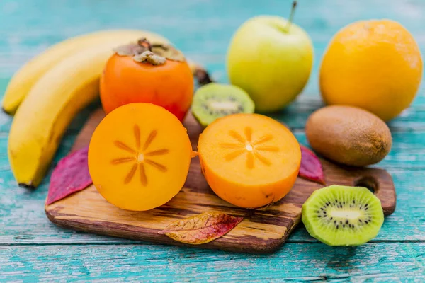 Frutas Una Mesa Madera Dieta Saludable Deliciosa —  Fotos de Stock