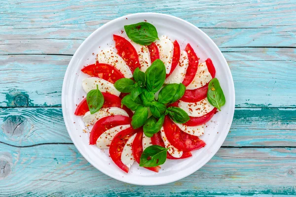 Deliciosa Salada Tradicional Italiana Caprese — Fotografia de Stock