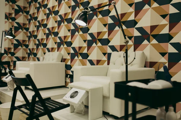 Güzellik salonu. Manikür ve pedikür