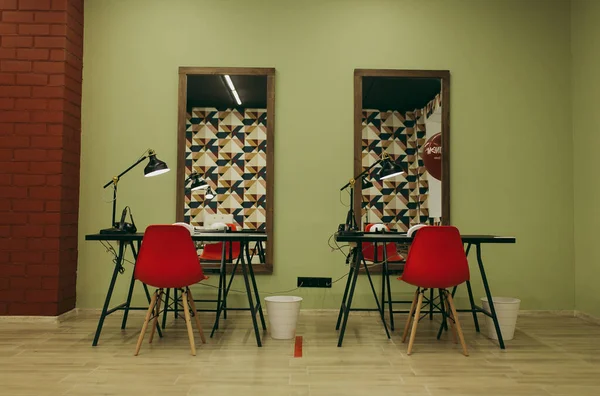 Güzellik salonu. Manikür ve pedikür