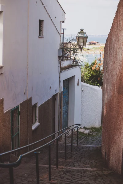Śródziemnomorskiej starego miasta ulica — Zdjęcie stockowe